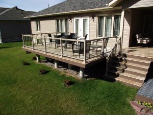 What-to-Look-for-in-a-House-Deck